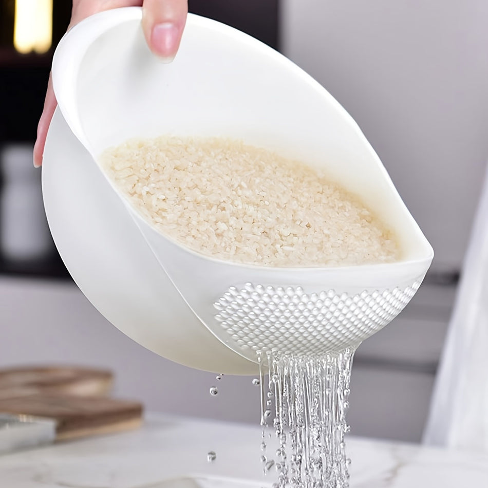 Multifunctional Plastic Colander with Handle - Kitchen Essential for Efficient Cleaning and Draining - Cyprus