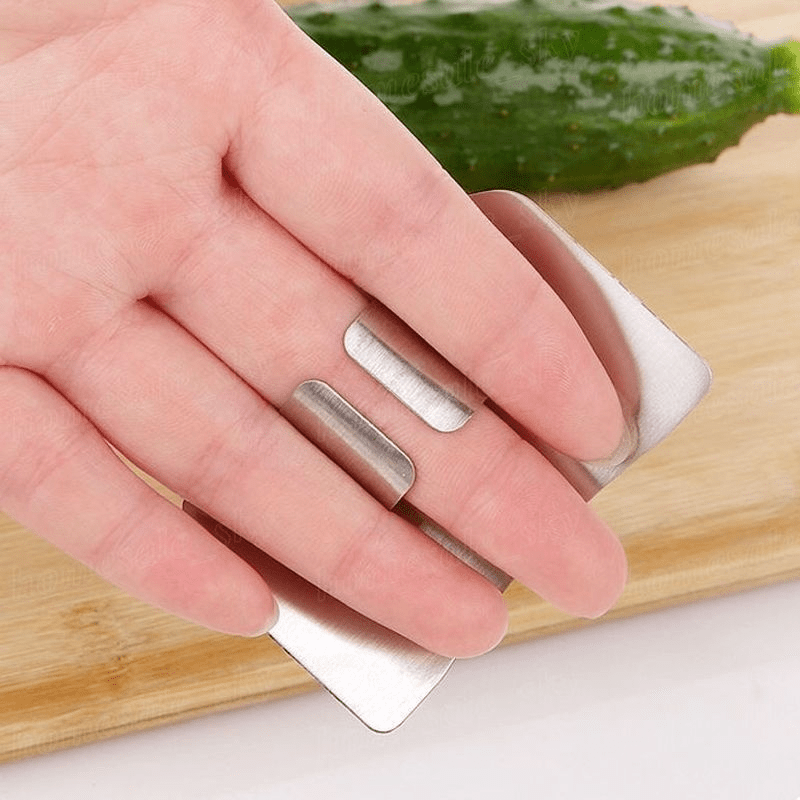 Gourmet Gauntlet Stainless Steel Finger Protector - Cyprus