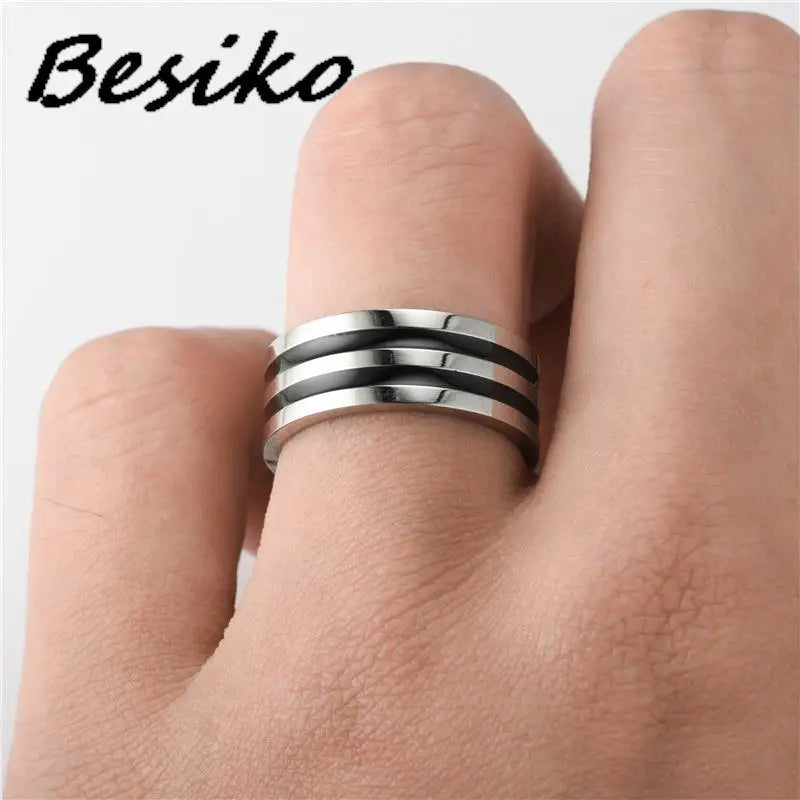 Besiko Polished Stainless Steel Groove Wedding Band Ring for Couples