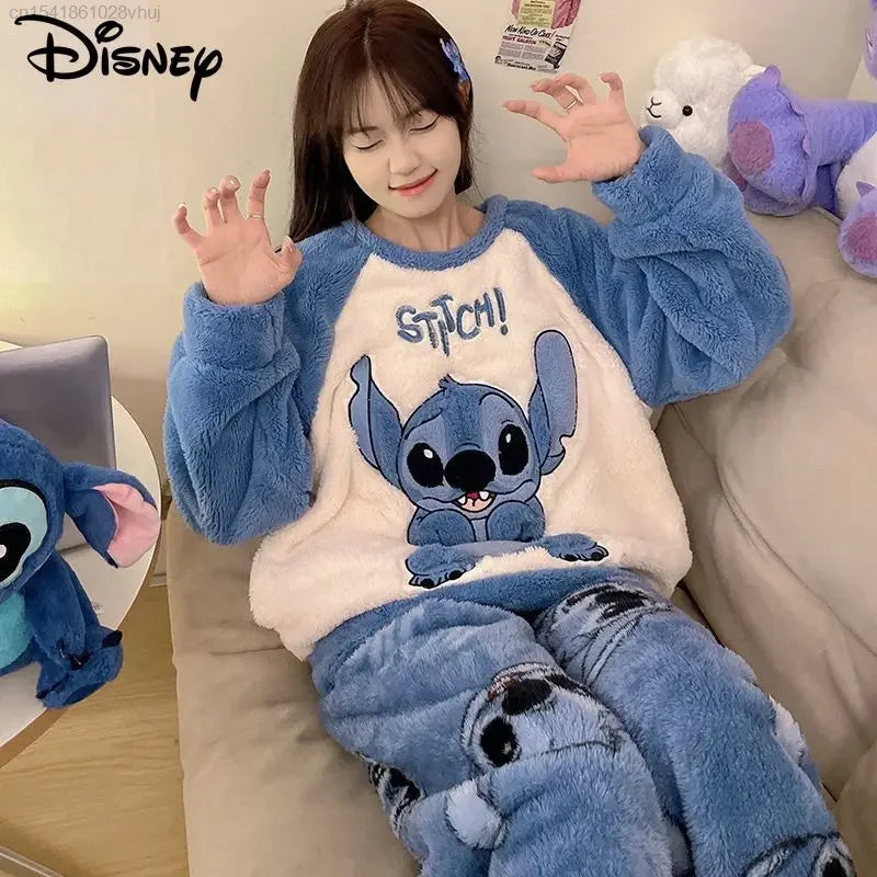 Disney Stitch Коралловая плюшевая зимняя пижама для женщин - Кипр