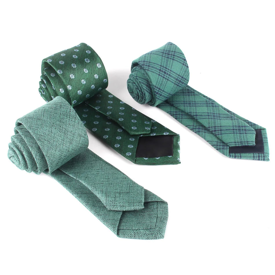 Elegant Green Plaid Neckties for Men and Women - Cyprus