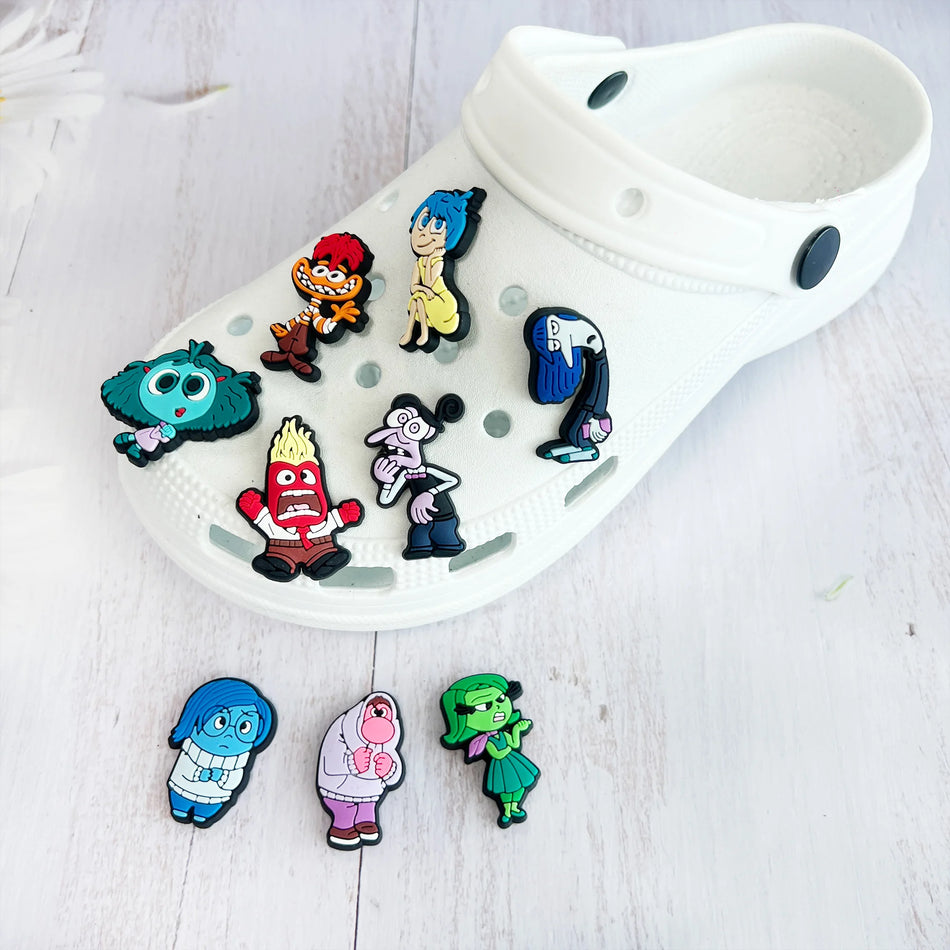 Potdemiel 9PC Inside Out Schuhcharm für Halloween & Weihnachtssandalen