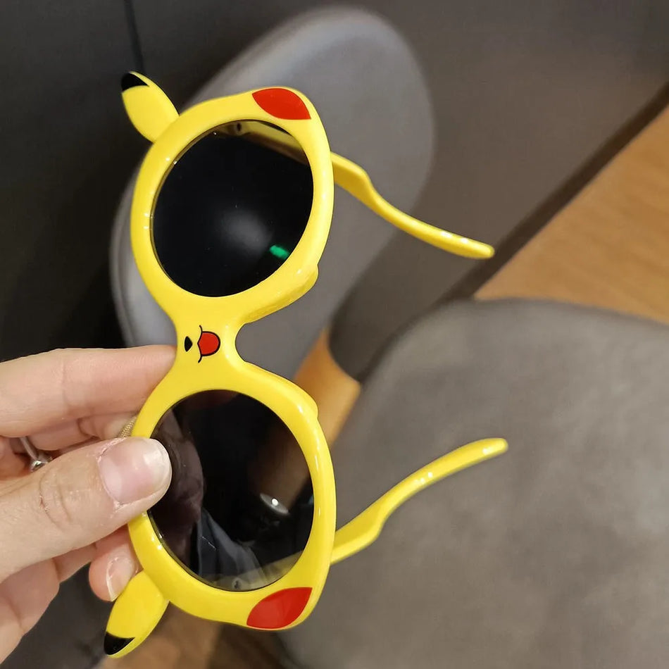 🔵 Pokemon Çocuk Güneş Gözlüğü Karikatür Pikachu Model Gözlükleri Kız Sevimli Dekoratif Güneş Gözlüğü Boy PVC Hip-Hop Oyuncak Doğum Günü Hediyesi