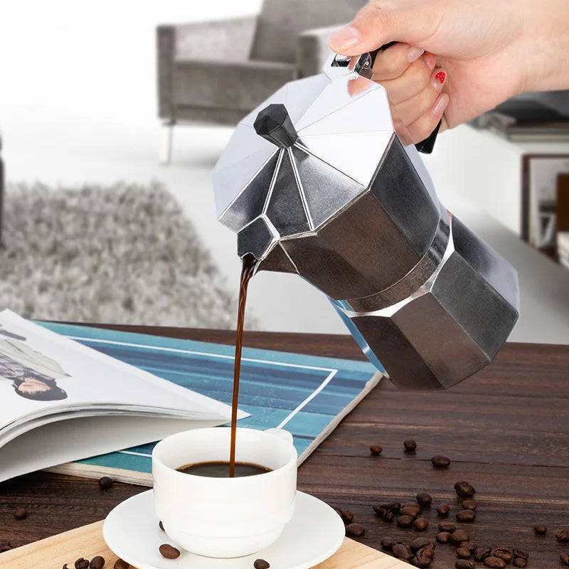 Noenname_null italienischer Espresso Moka Pot - 600 ml