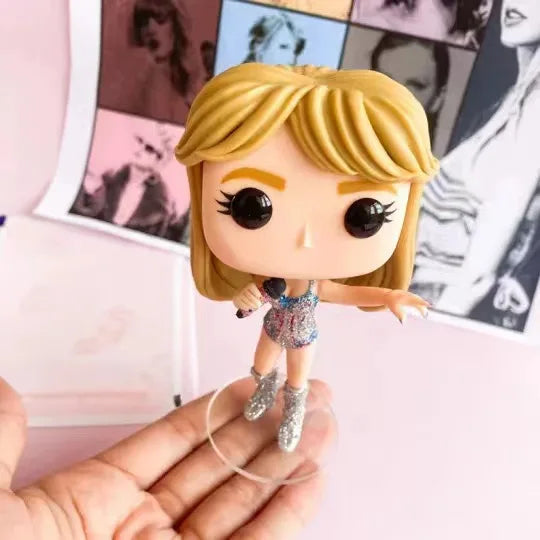 Figura Criativa de Resina da Taylor Swift - Modelo de Estilo de Concerto para Fãs 